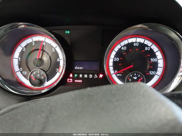 2016 DODGE GRAND CARAVAN SXT — I7