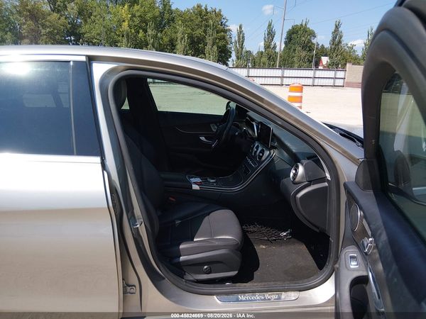 2019 MERCEDES-BENZ C 300 C300