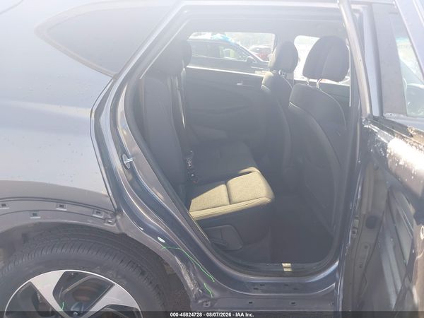 2016 HYUNDAI TUCSON SPORT