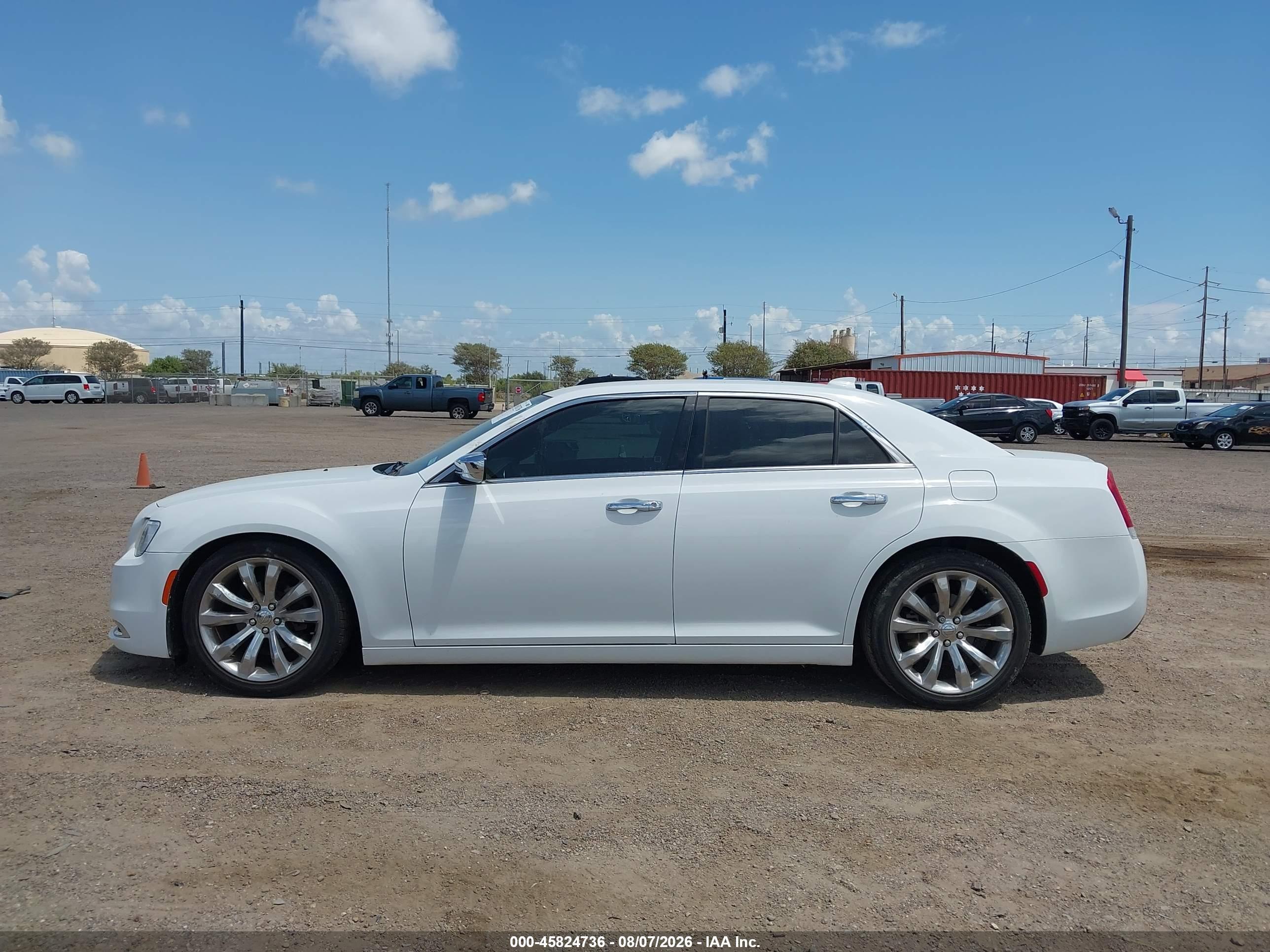 2018 CHRYSLER 300 LIMITED