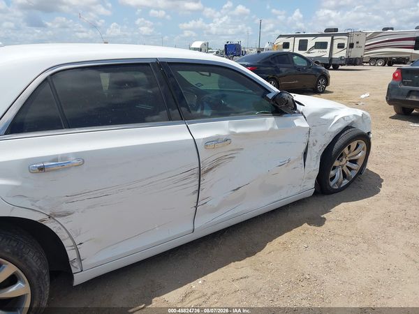 2018 CHRYSLER 300 LIMITED