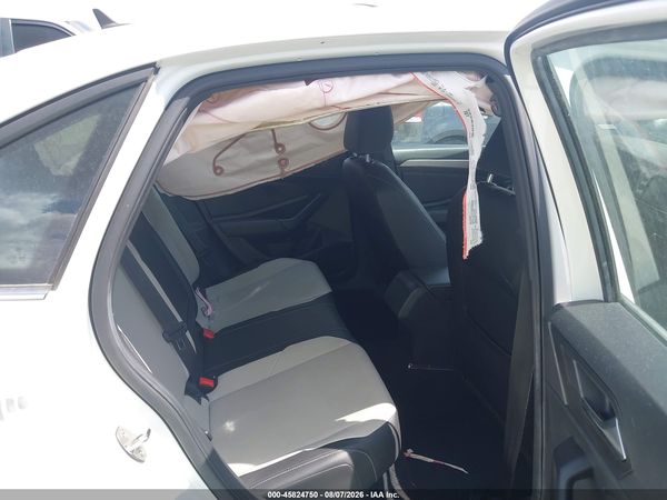 2021 VOLKSWAGEN JETTA 1.4T R-LINE/1.4T SE/S — I8