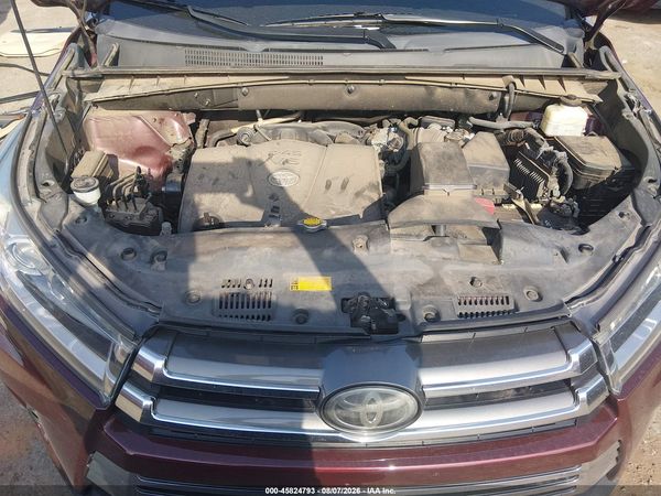 2017 TOYOTA HIGHLANDER LIMITED