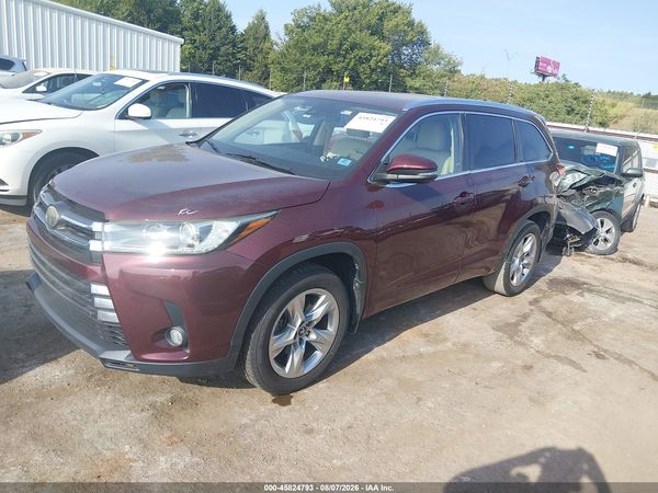 2017 TOYOTA HIGHLANDER LIMITED