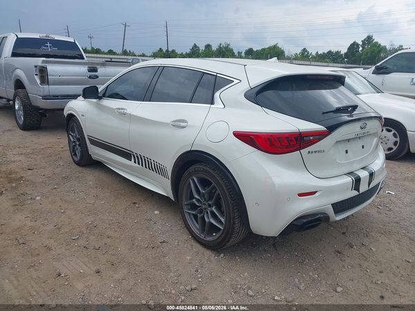 2017 INFINITI QX30 SPORT