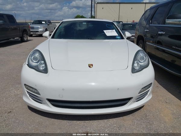 2012 PORSCHE PANAMERA 4