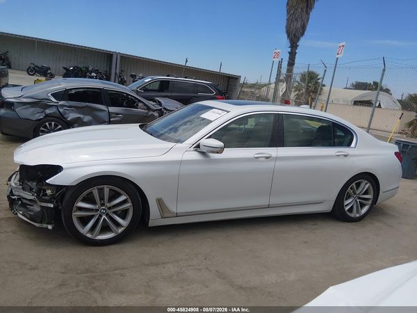 2016 BMW 750I