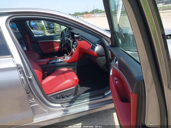 2023 GENESIS G70 3.3T RWD