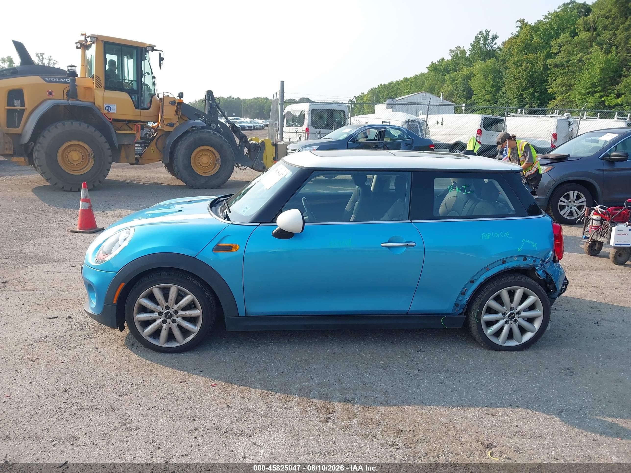 2017 MINI HARDTOP COOPER