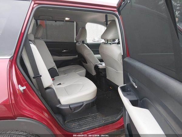 2025 TOYOTA GRAND HIGHLANDER XLE