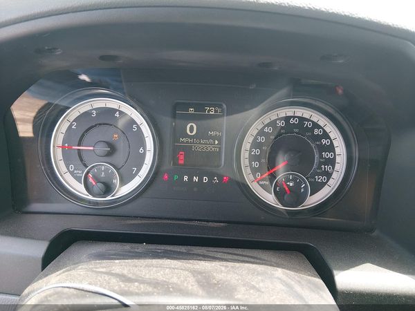 2017 RAM 1500 EXPRESS  4X4 6'4 BOX