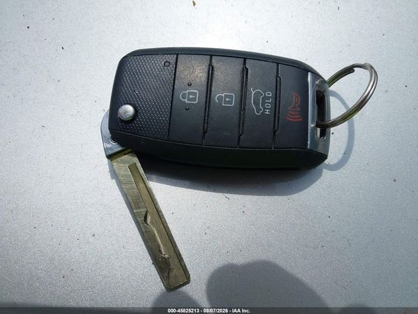 2016 KIA SORENTO 2.4L LX