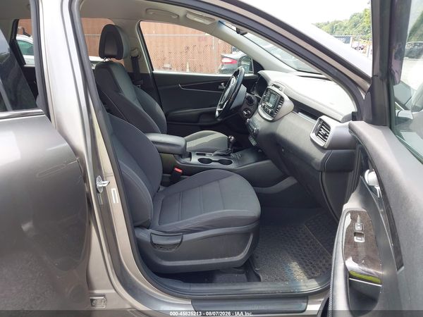 2016 KIA SORENTO 2.4L LX
