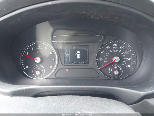 2016 KIA SORENTO 2.4L LX