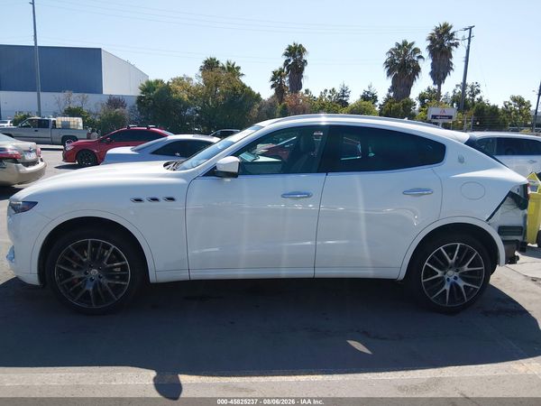 2017 MASERATI LEVANTE