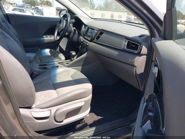 2018 KIA NIRO EX