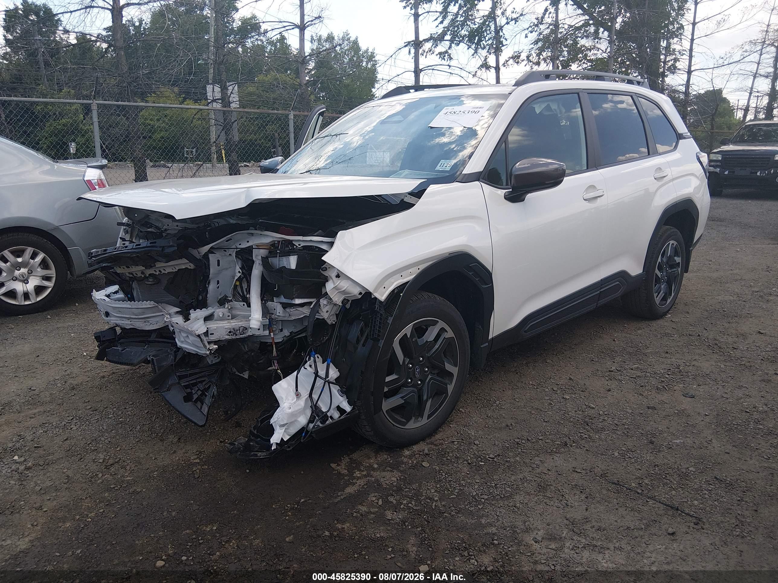2025 SUBARU FORESTER LIMITED — I2