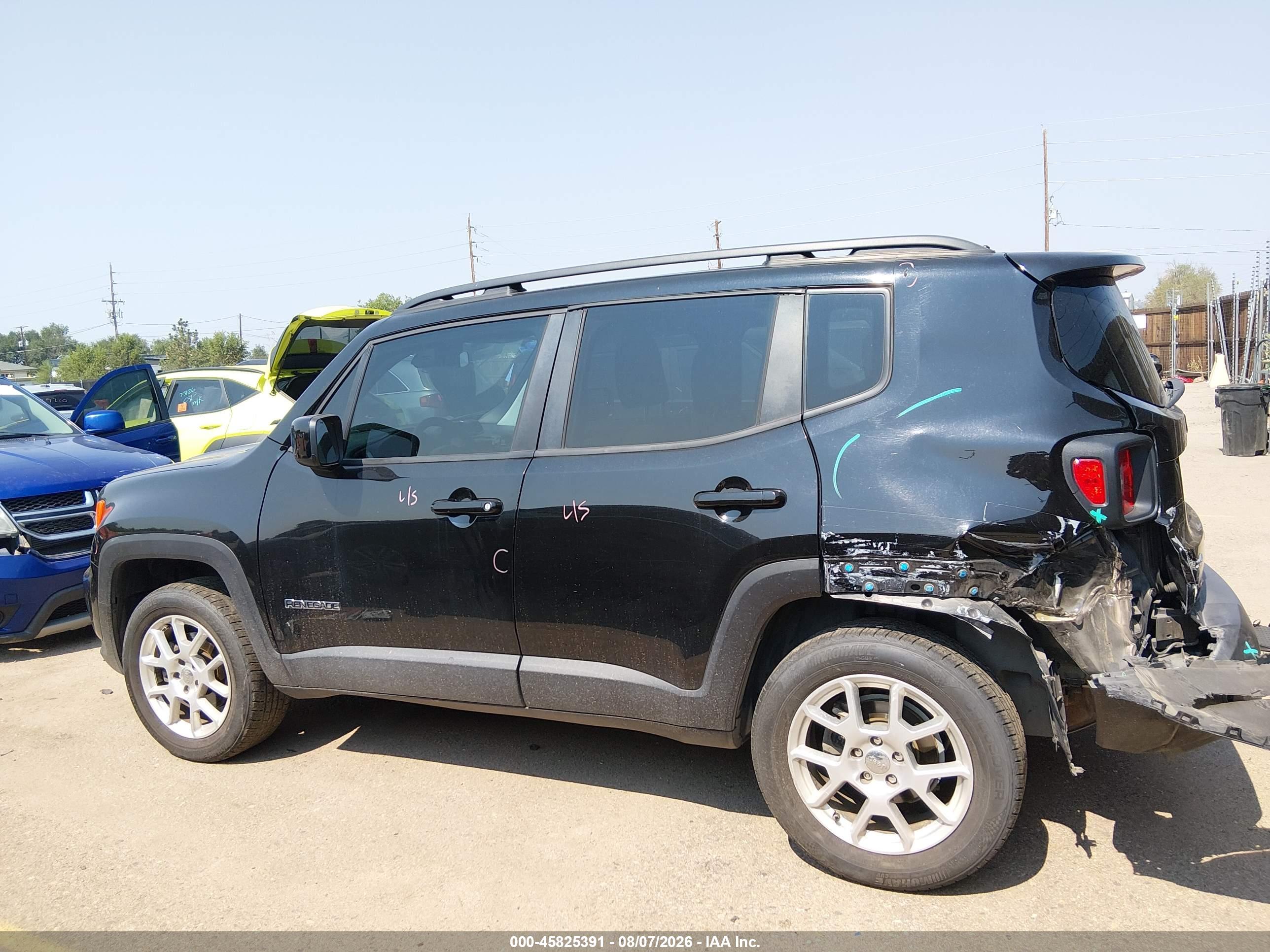 2020 JEEP RENEGADE LATITUDE 4X4