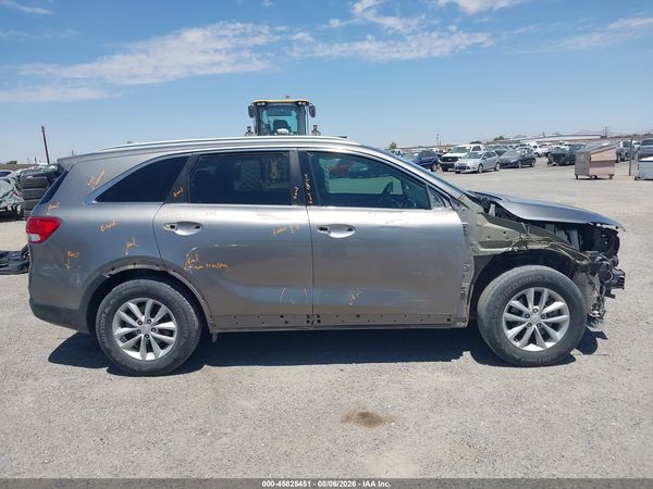 2017 KIA SORENTO 2.4L LX