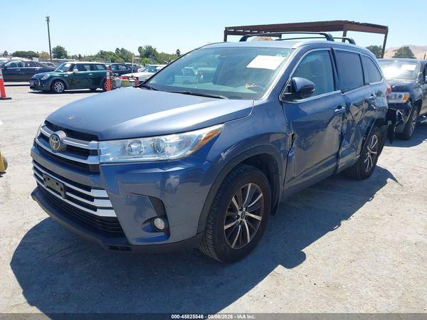 2018 TOYOTA HIGHLANDER XLE