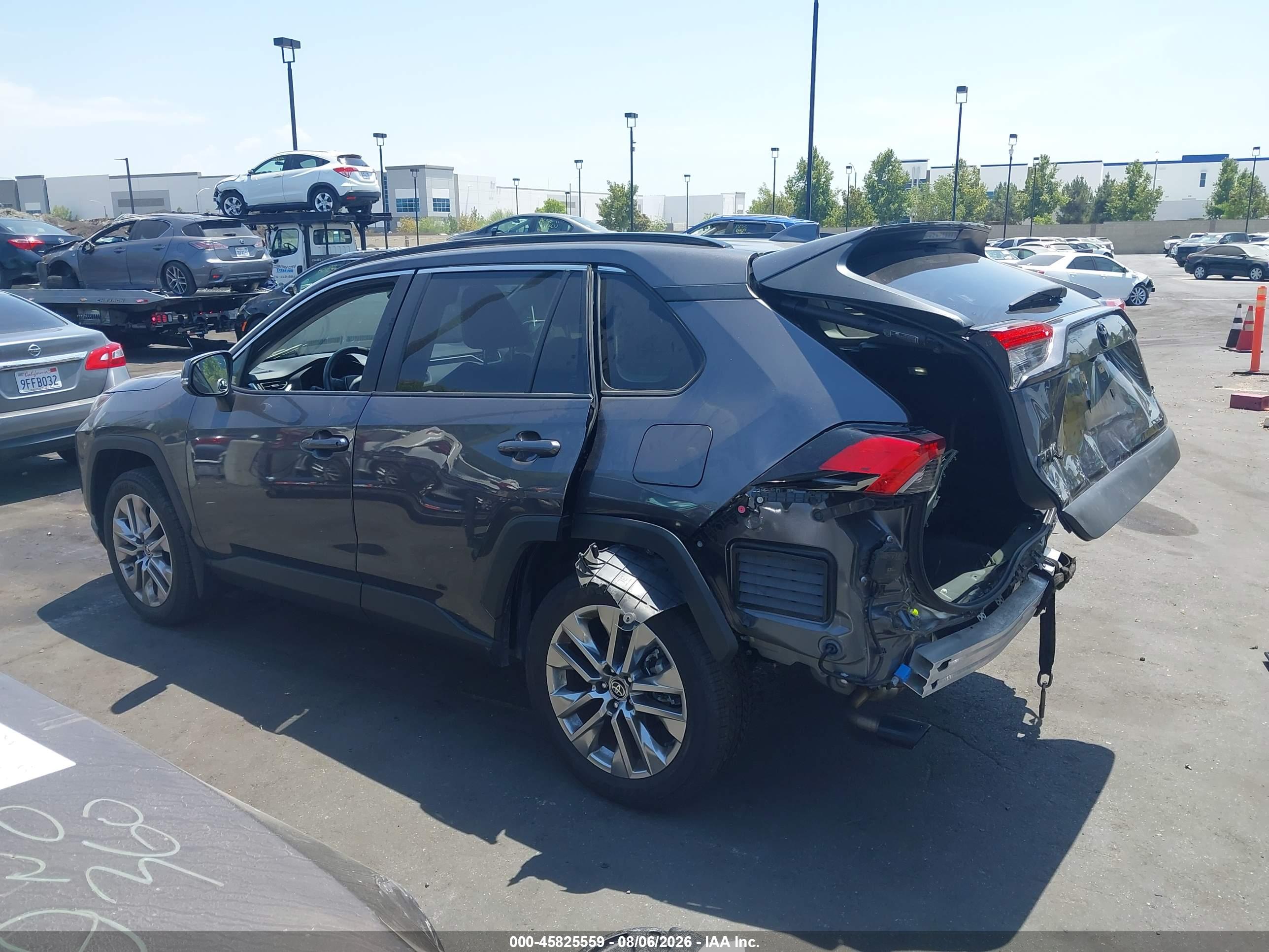2024 TOYOTA RAV4 XLE PREMIUM