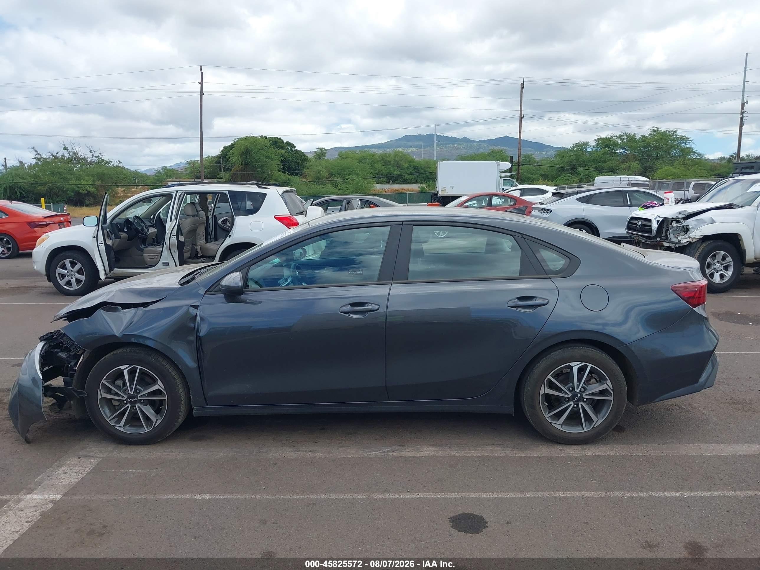 2023 KIA FORTE LXS