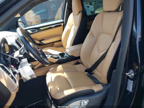 2017 PORSCHE CAYENNE PLATINUM EDITION