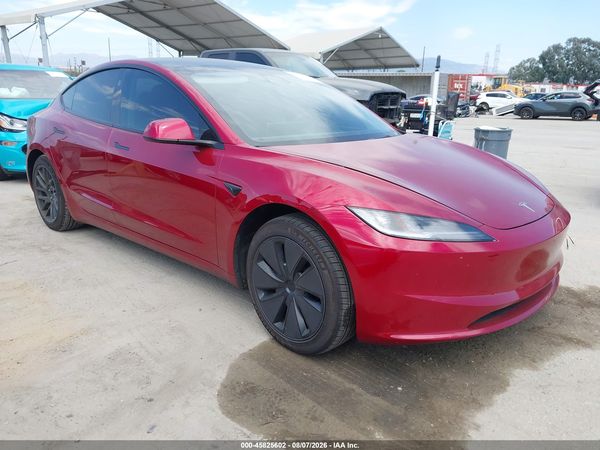 2025 TESLA MODEL 3 — I1