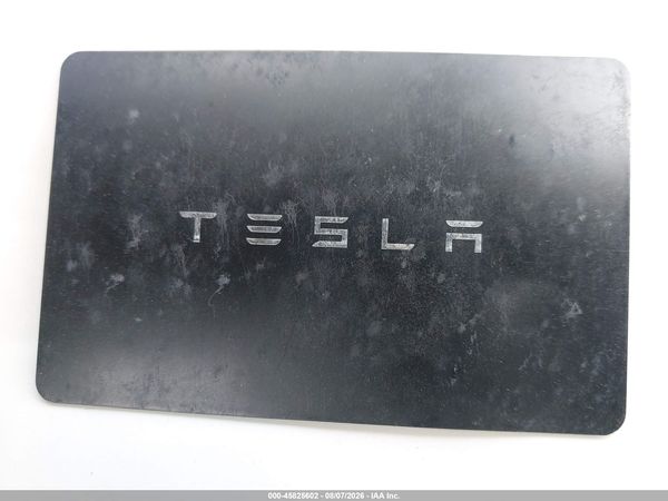 2025 TESLA MODEL 3 — I11