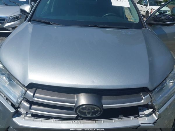 2017 TOYOTA HIGHLANDER XLE