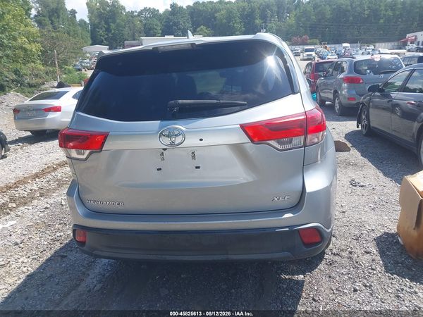 2017 TOYOTA HIGHLANDER XLE