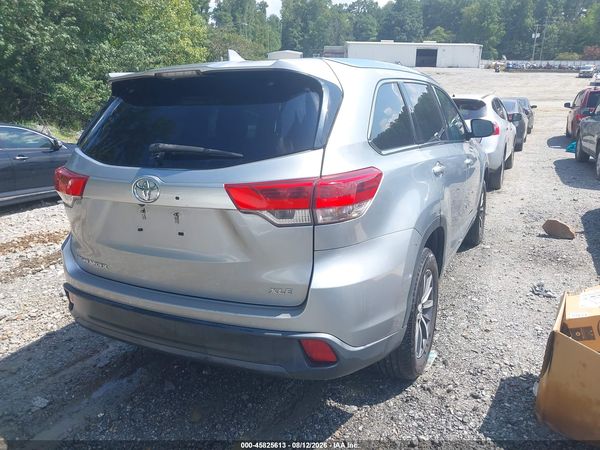 2017 TOYOTA HIGHLANDER XLE