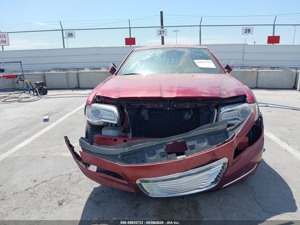 2014 CHRYSLER 300