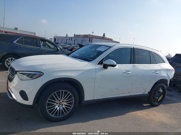 2026 MERCEDES-BENZ GLC 300 SUV