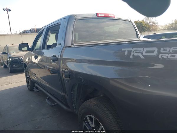 2017 TOYOTA TUNDRA SR5 5.7L V8