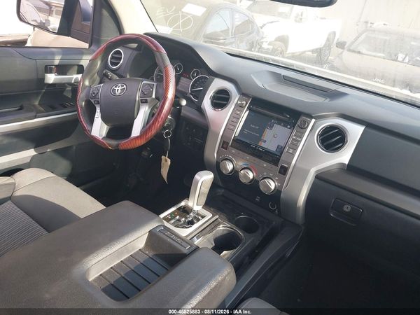 2017 TOYOTA TUNDRA SR5 5.7L V8
