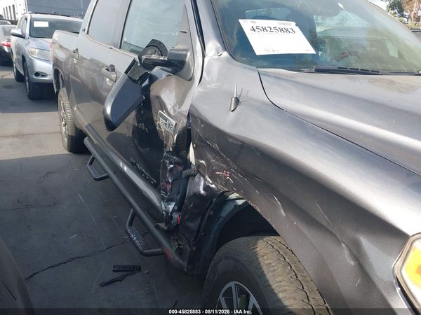 2017 TOYOTA TUNDRA SR5 5.7L V8