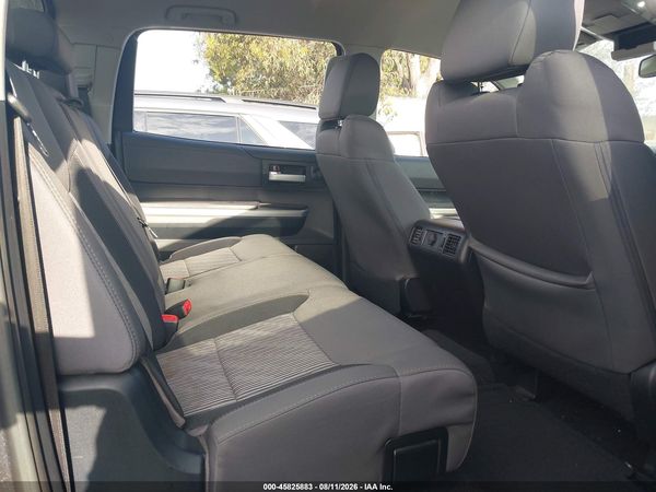 2017 TOYOTA TUNDRA SR5 5.7L V8