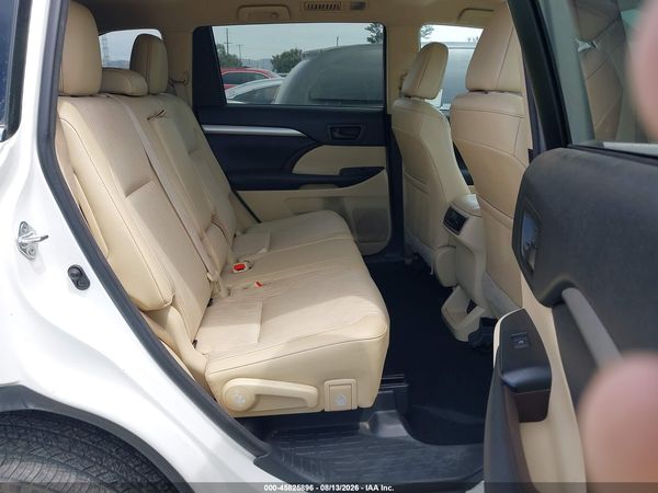 2018 TOYOTA HIGHLANDER LE PLUS