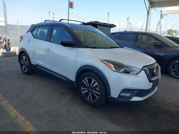 2020 NISSAN KICKS SR XTRONIC CVT