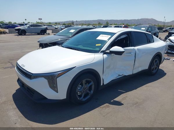 2026 KIA K4 LXS