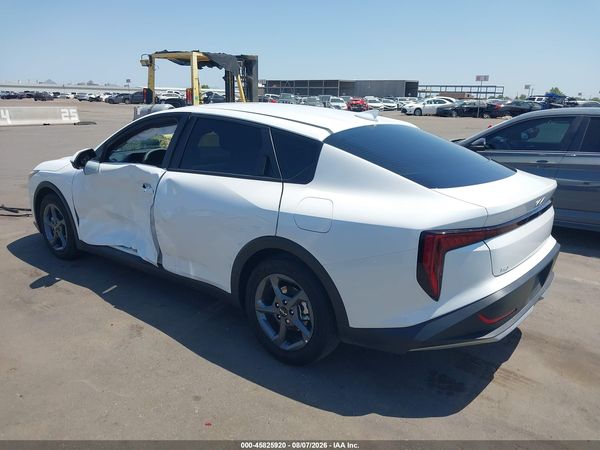 2026 KIA K4 LXS