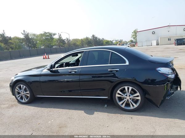 2016 MERCEDES-BENZ C 300