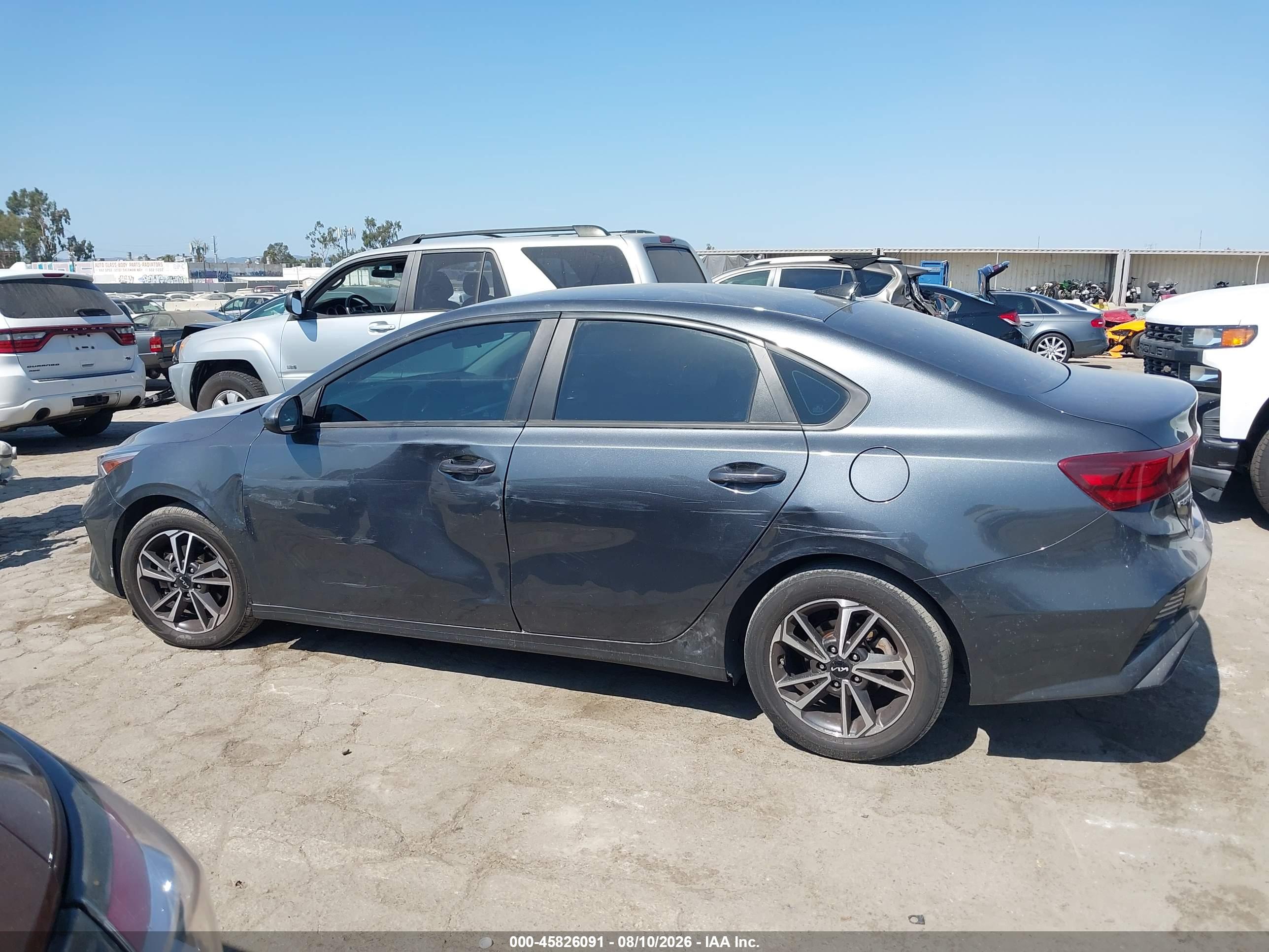 2023 KIA FORTE LXS