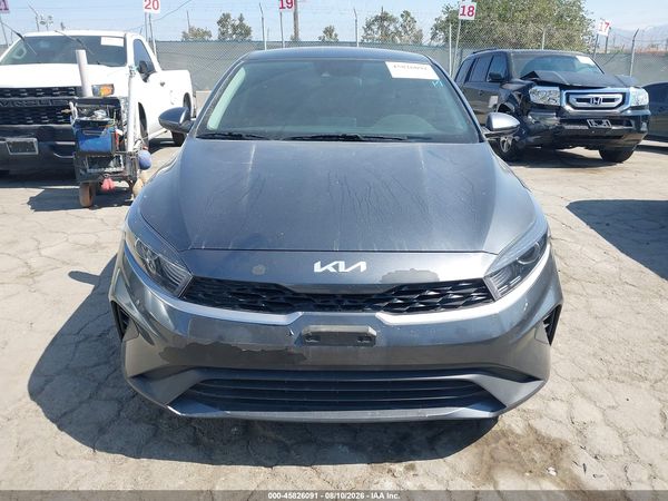 2023 KIA FORTE LXS