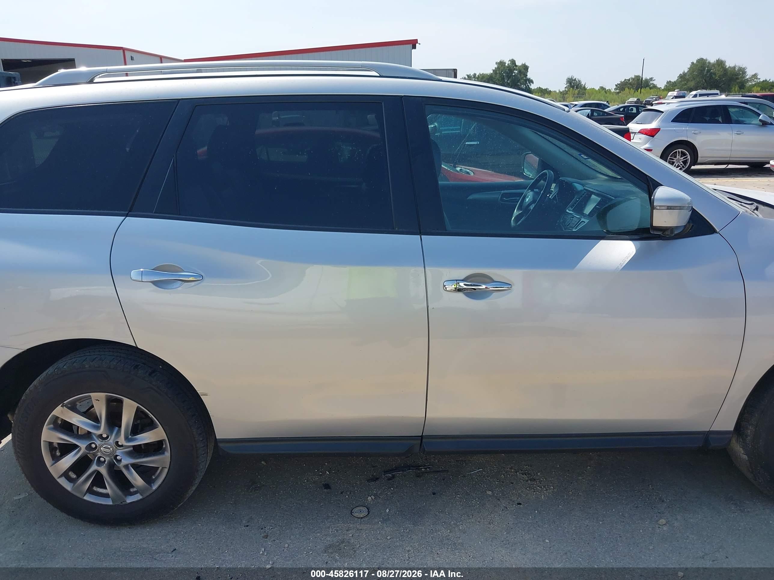 2019 NISSAN PATHFINDER SL