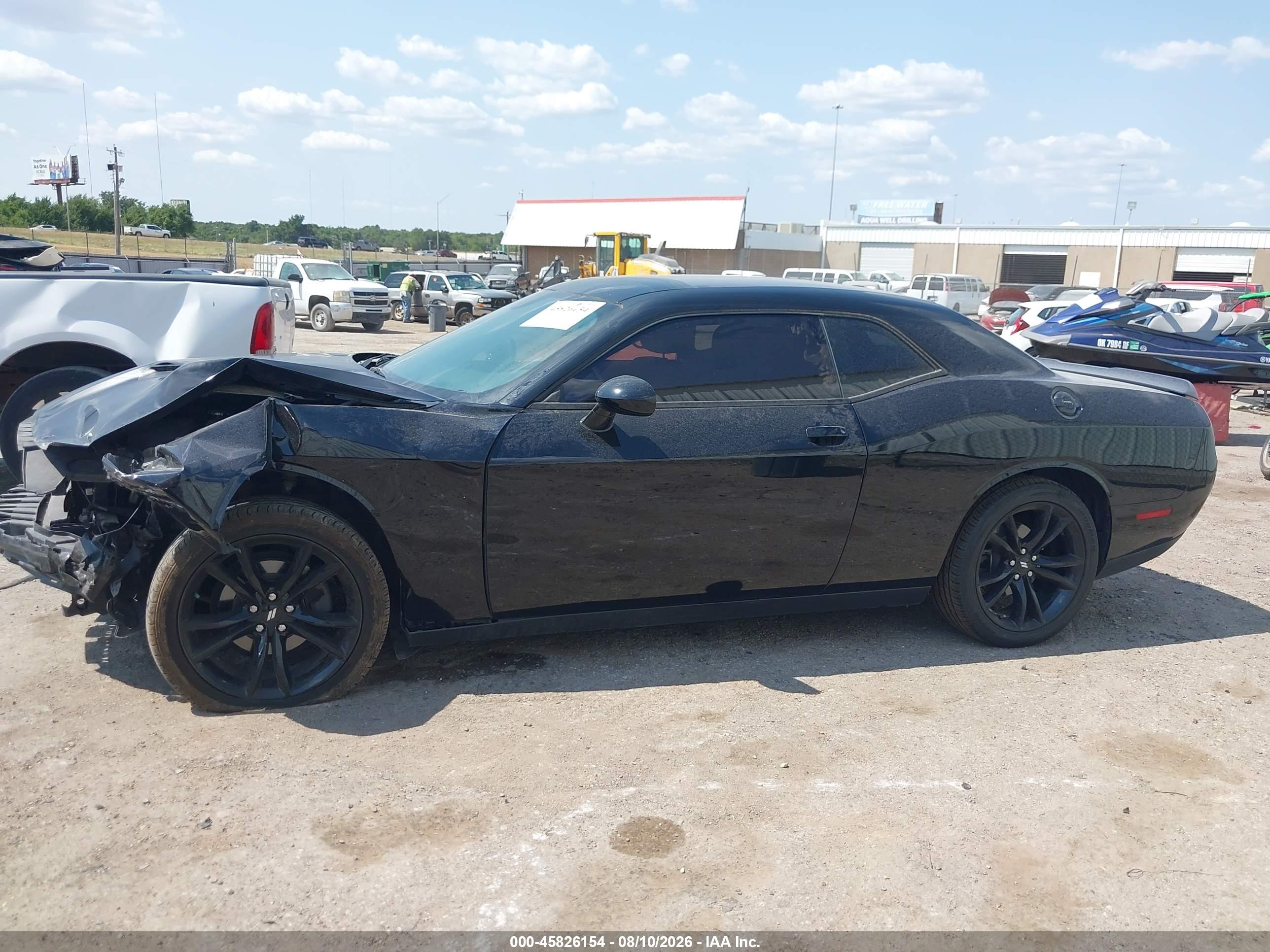 2018 DODGE CHALLENGER SXT