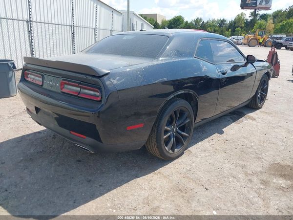 2018 DODGE CHALLENGER SXT