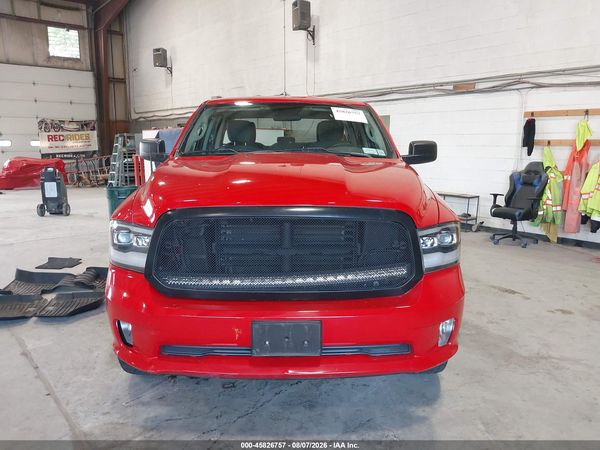 2019 RAM 1500 CLASSIC EXPRESS  4X4 6'4 BOX