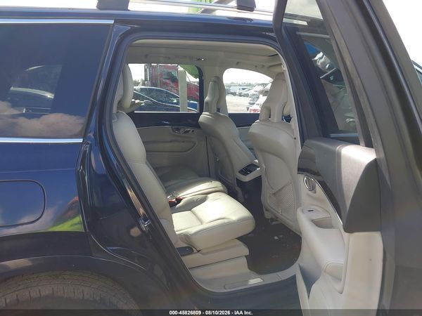 2016 VOLVO XC90 T6 MOMENTUM
